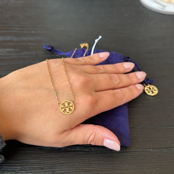 Tory Burch • Miller Pendant Necklace - Picture 3 of 4